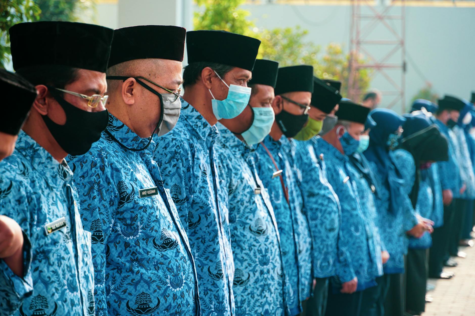 Berikut adalah contoh kalimat alt text gambar SEO untuk Syarat pendirian PT terbaru 2024: 
Gambar ilustrasi proses pendirian PT dengan dokumen yang lengkap dan prosedur yang benar sesuai syarat pendirian PT terbaru 2024